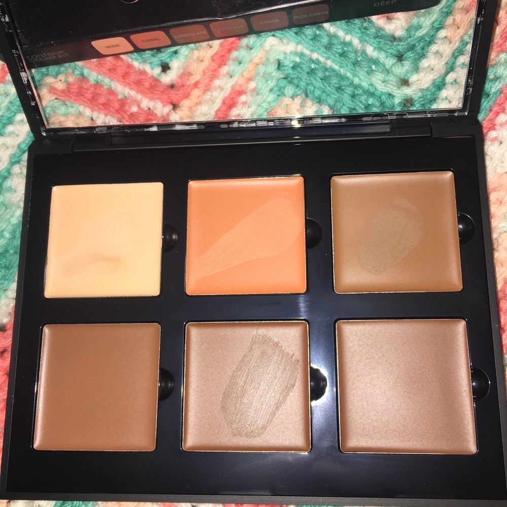 ABH CONTOUR KIT IN DEEP